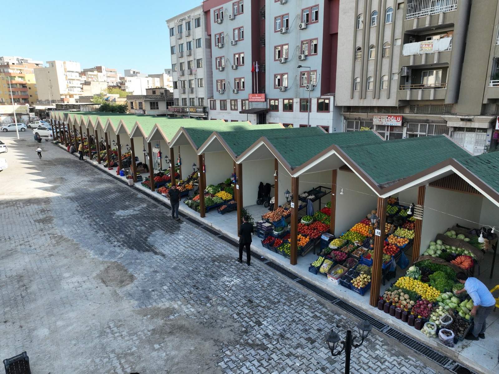 Şanlıurfa’da Eski Görüntü Tarih Oldu: 11 Nisan Manavlar Dünyası Yerine Modern Pazar Alanı