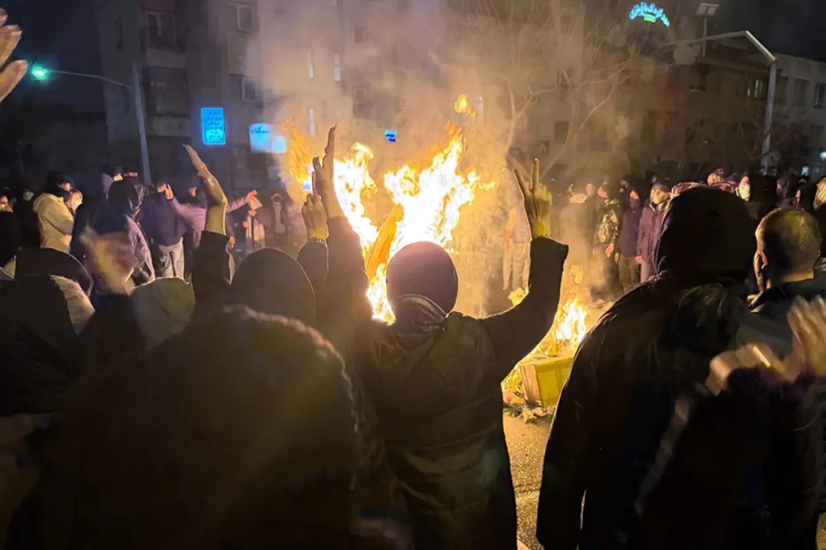 İRAN PROTESTOLARI KANLI BİLANÇOYA ULAŞTI: ÖLÜ SAYISI NEDEN DURMUYOR?