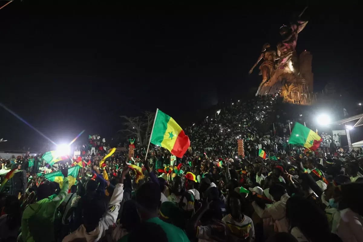 SON DÜDÜKLE TARİH YAZILDI: SENEGAL AFRİKA ULUSLAR KUPASI’NI KAZANDI, ÜLKE AYAĞA KALKTI