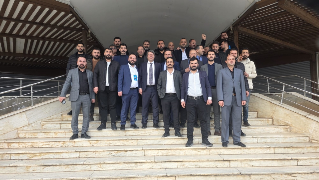ŞANLIURFA PARFÜMERİ VE BUJİTERİCİLER ODASI’NDA YENİ DÖNEM: CİHAN PARMAKSIZ BAŞKAN SEÇİLDİ