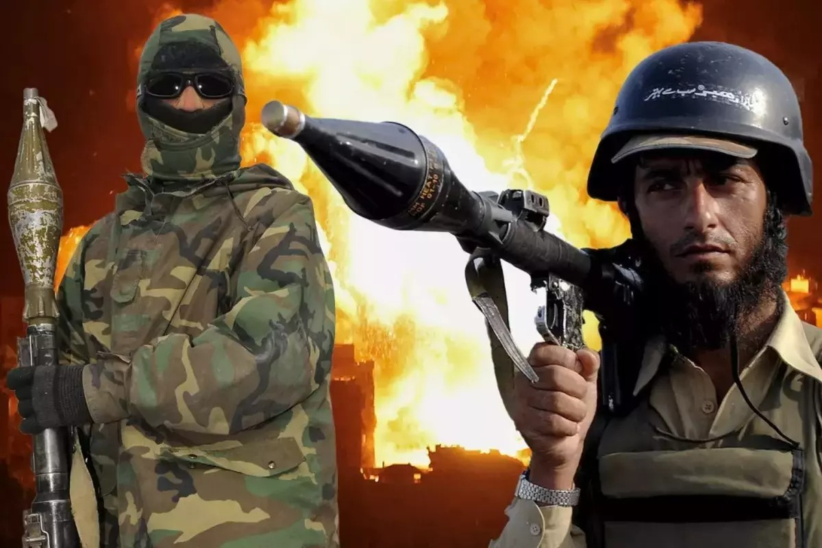 PAKİSTAN İLE AFGANİSTAN ARASINDA AÇIK SAVAŞ İLANI! SINIR HATTINDA KANLI GECE