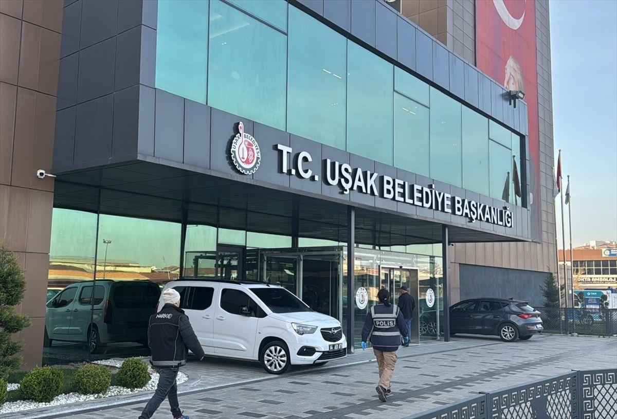 İKİ BELEDİYEYE ŞOK OPERASYON: BAŞKAN DAHİL ÇOK SAYIDA GÖZALTI