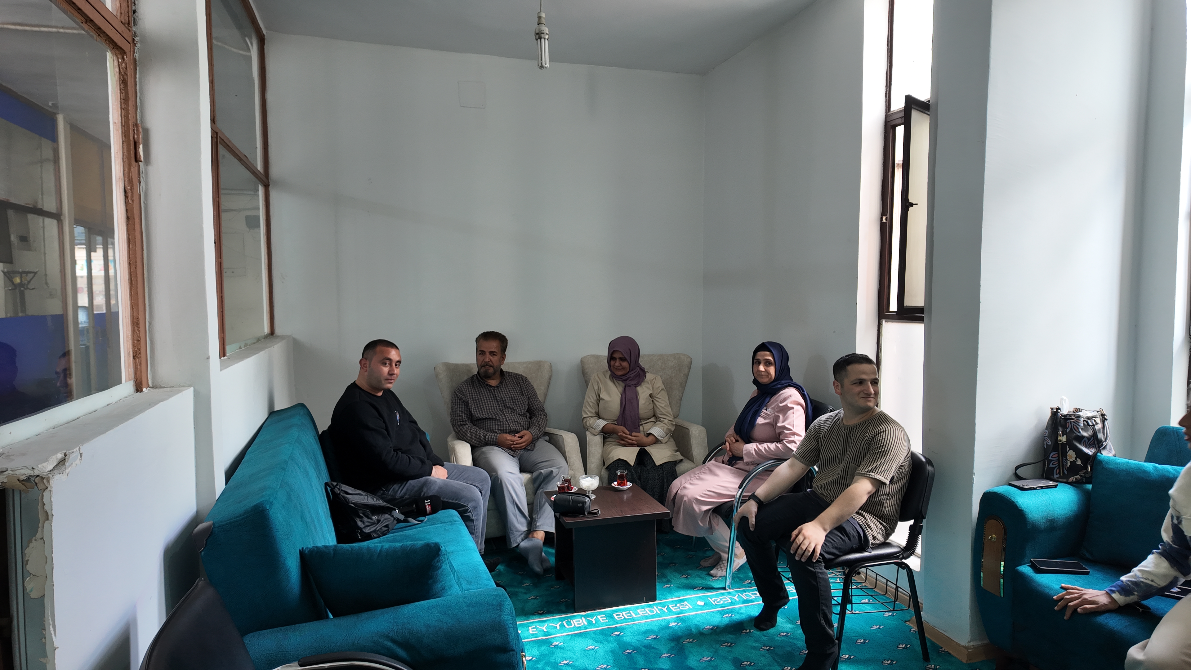 Şanlıurfa’da Dayanışma Köprüsü: Mor Afrem Kilisesi’nden Engelliler Derneği’ne Anlamlı Ziyaret 