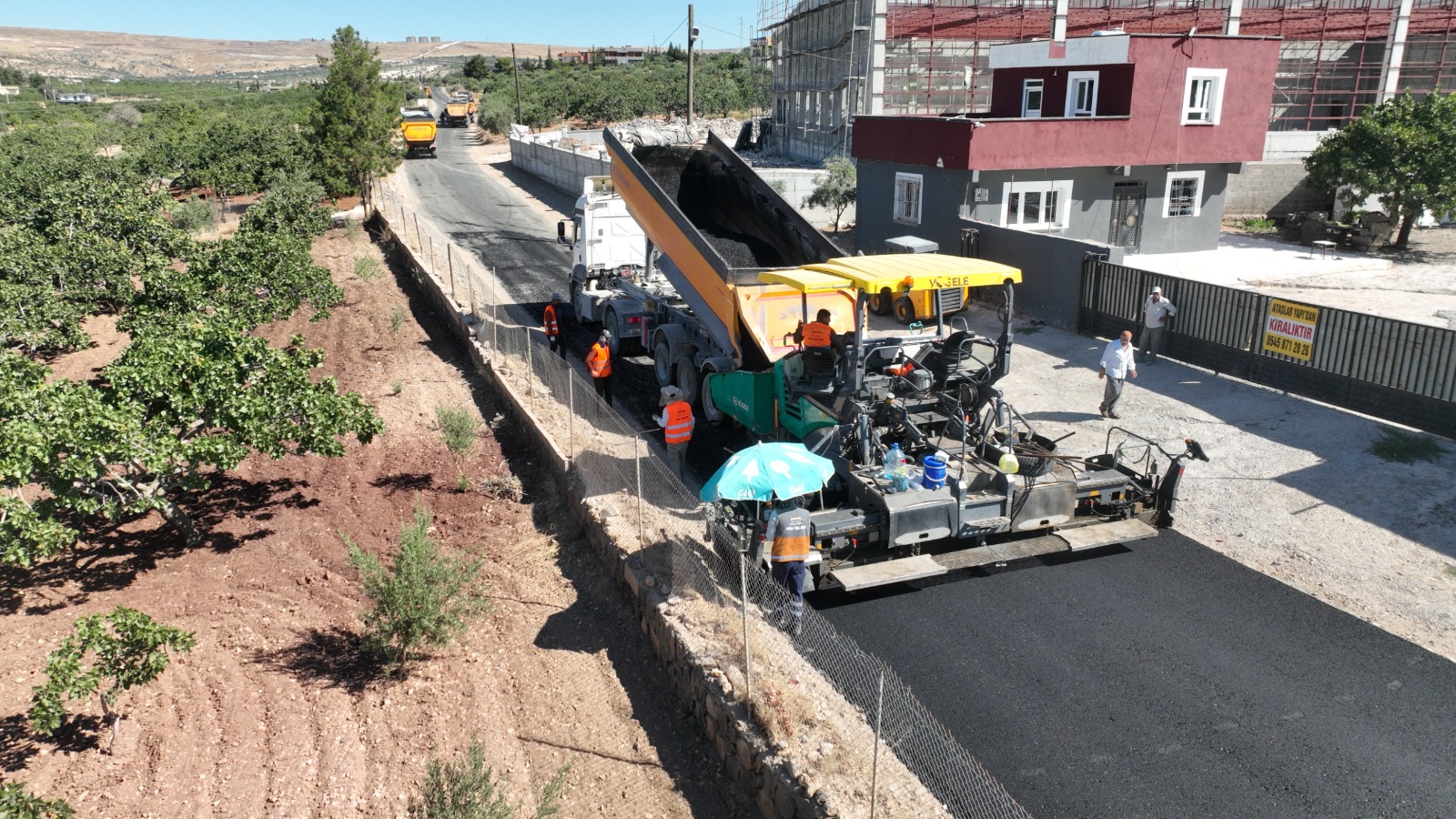 Açıksu Caddesi'nde sıcak asfalt çalışması tamamlandı: 3 kilometrelik yol yenilendi