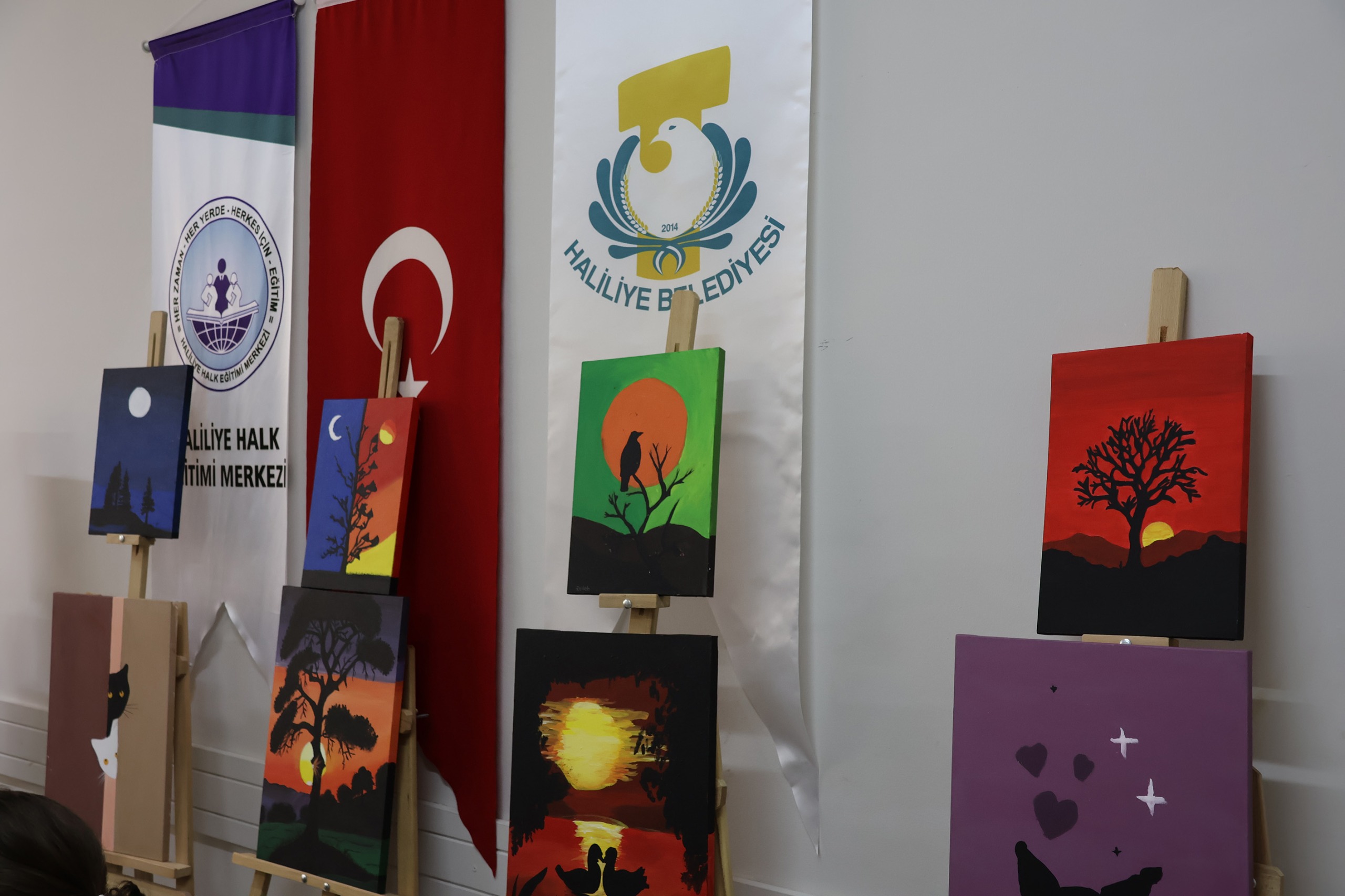 HALİLİYE’DE HER YAŞTAN VATANDAŞA EĞİTİM VE SANAT DESTEĞİ
