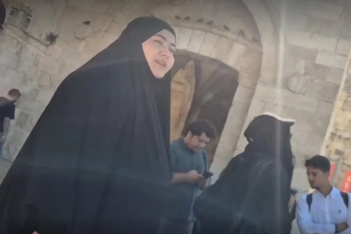 İSRAİLLİ TÜRK VATANDAŞINA SATAŞTI! “BURASI BENİM EVİM” CEVABI OLAY OLDU