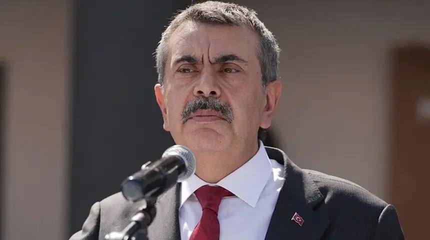 BAKAN YUSUF TEKİN ŞUBAT AYINI İŞARET ETTİ! OKULLARDA YENİ DÖNEM BAŞLIYOR