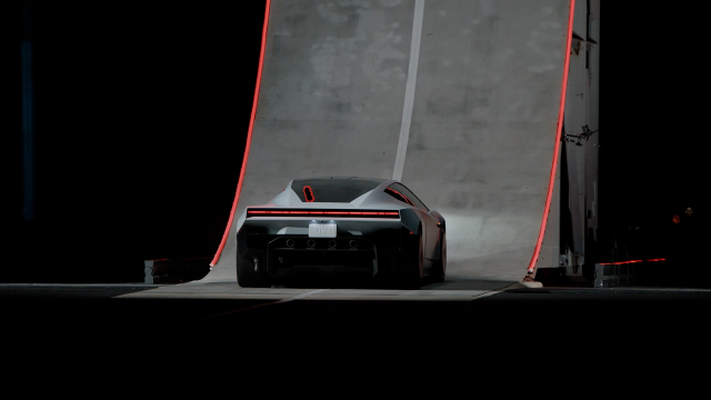 ELON MUSK’TAN OTOMOTİV DÜNYASINI SARSACAK HAMLE! UÇAN TESLA ROADSTER SAHNEDE