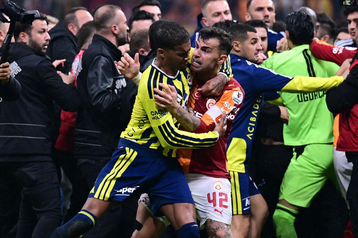 DERBİDEKİ KAVGANIN FATURASI AĞIR OLABİLİR: 10 MAÇ CEZA TEHLİKESİ!