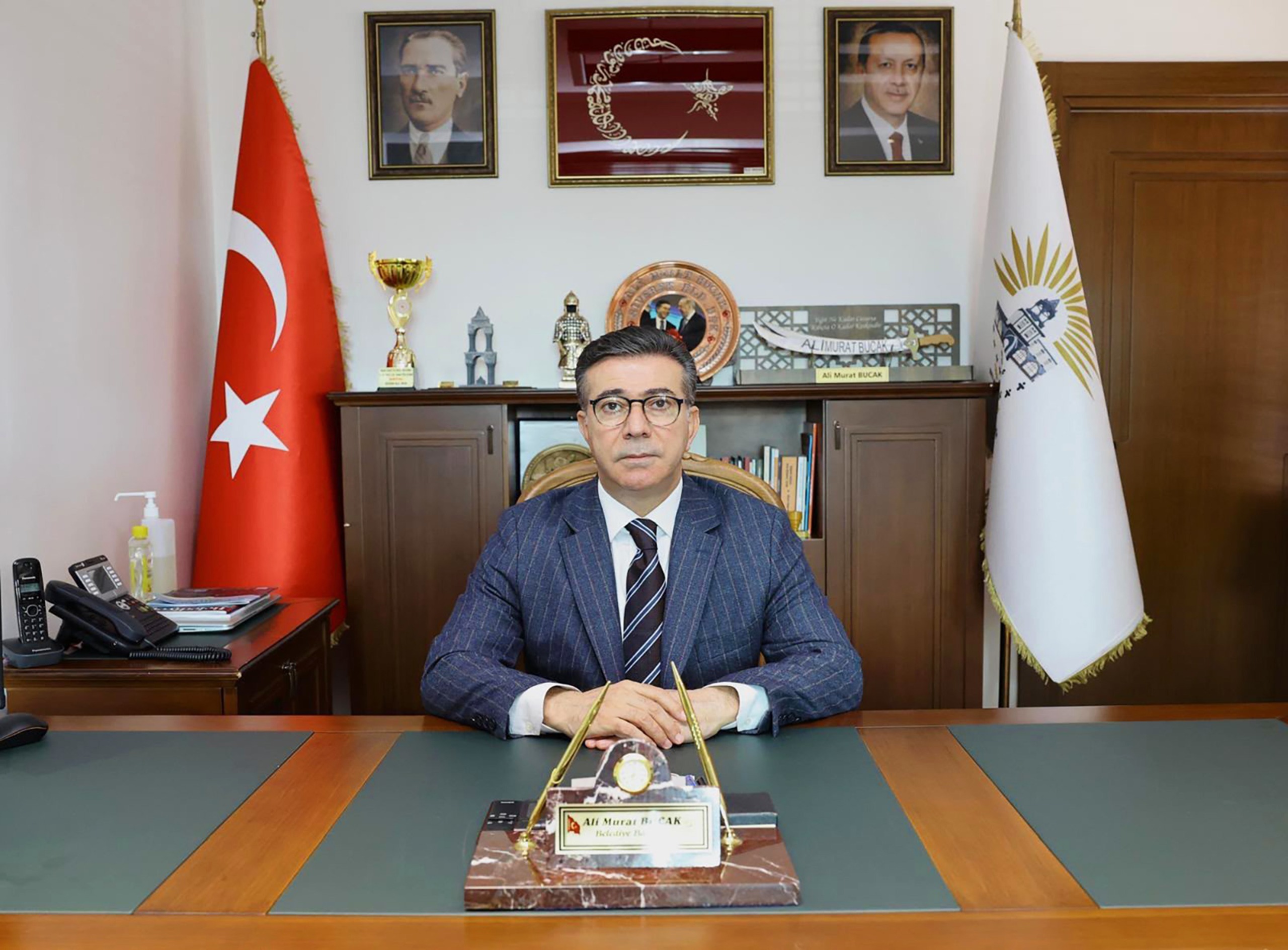 BAŞKAN BUCAK’TAN 29 EKİM MESAJI: “CUMHURİYET, GELECEĞİ BİRLİKTE KURMA İRADESİDİR”