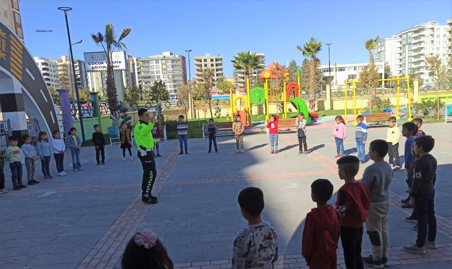 Öğrencilere trafik bilinci aşılanıyor;