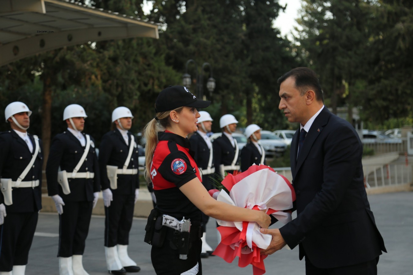 Şanlıurfa'nın yeni emniyet müdürü göreve başladı;