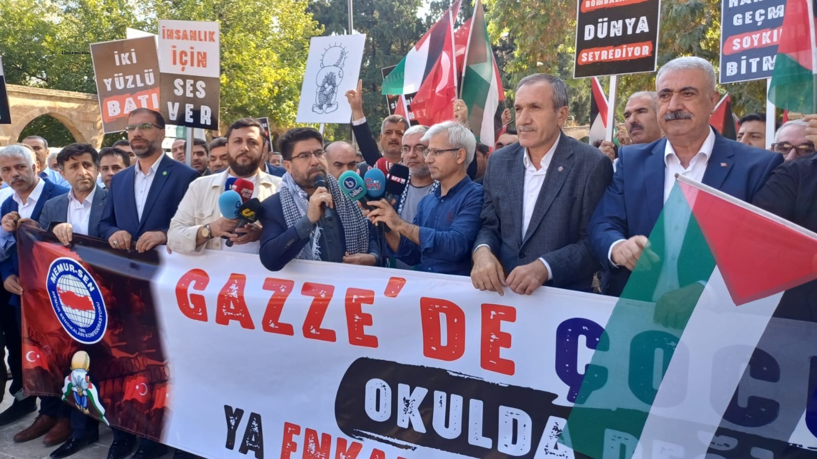 Şanlıurfa'da İsrail protestosu: "Gazze'de çocuklar okulda değil, enkazda ya mezarda";