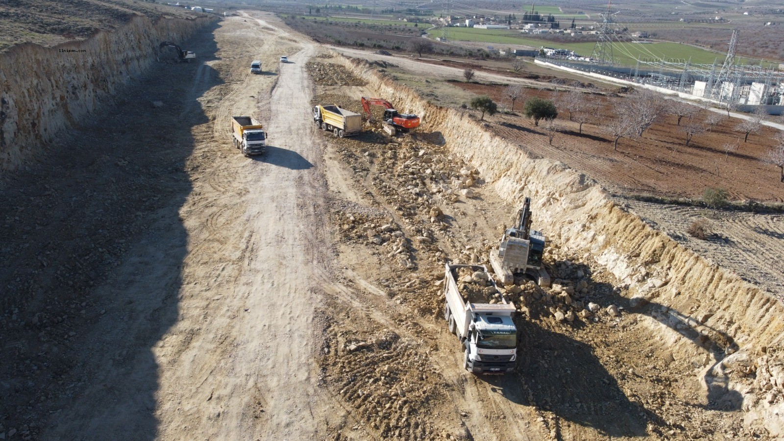 50 metre genişliğindeki yol ile ulaşım rahatlayacak;