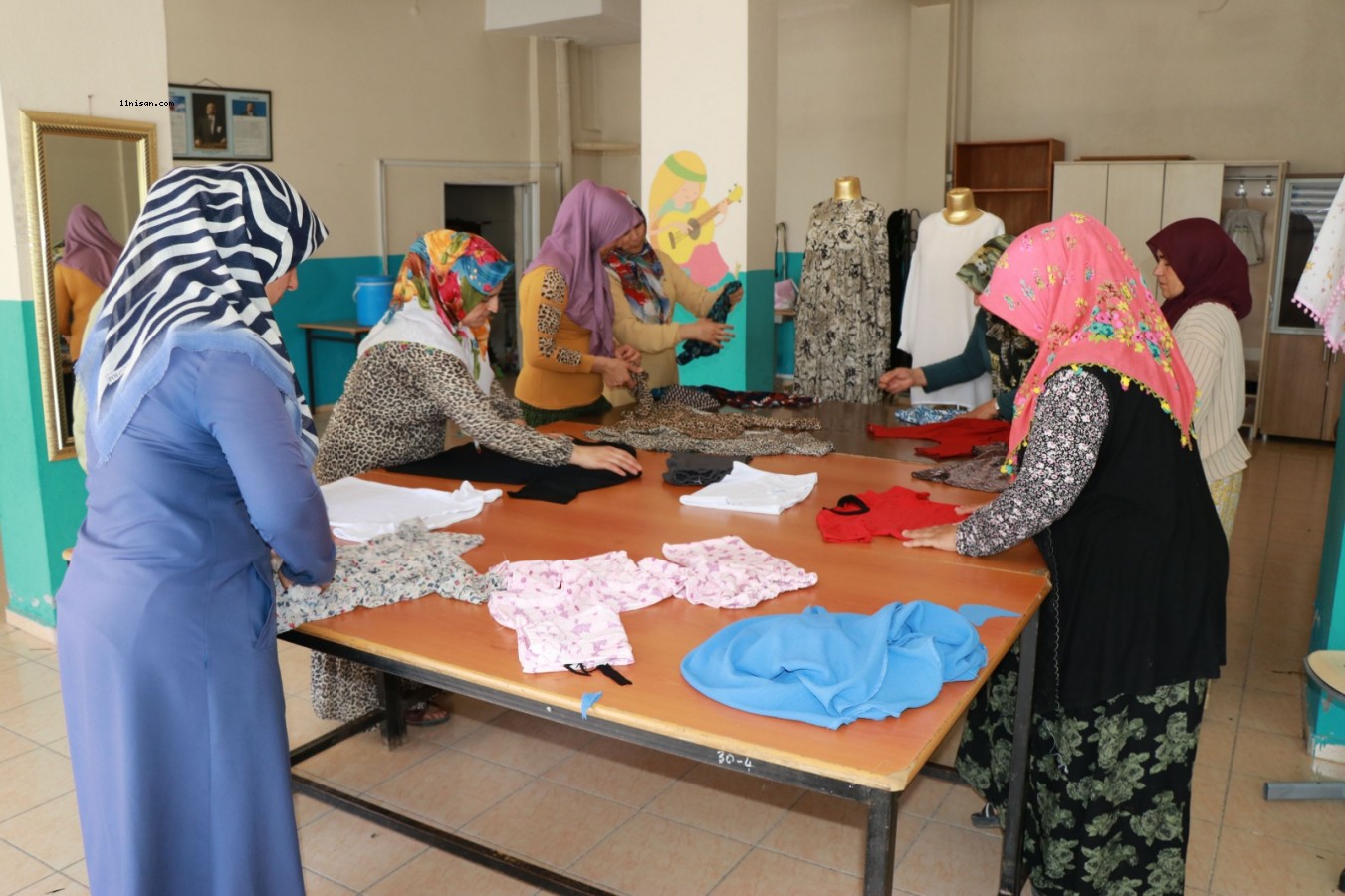 SÜLEYMANİYE MİLLETEVİ İLE 385 KADIN MESLEK ÖĞRENDİ;