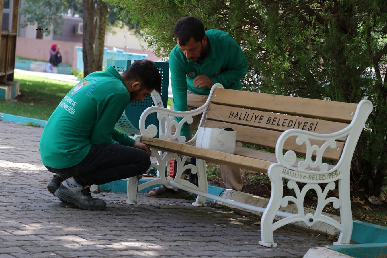 Haliliye’de parklarda onarım çalışması;