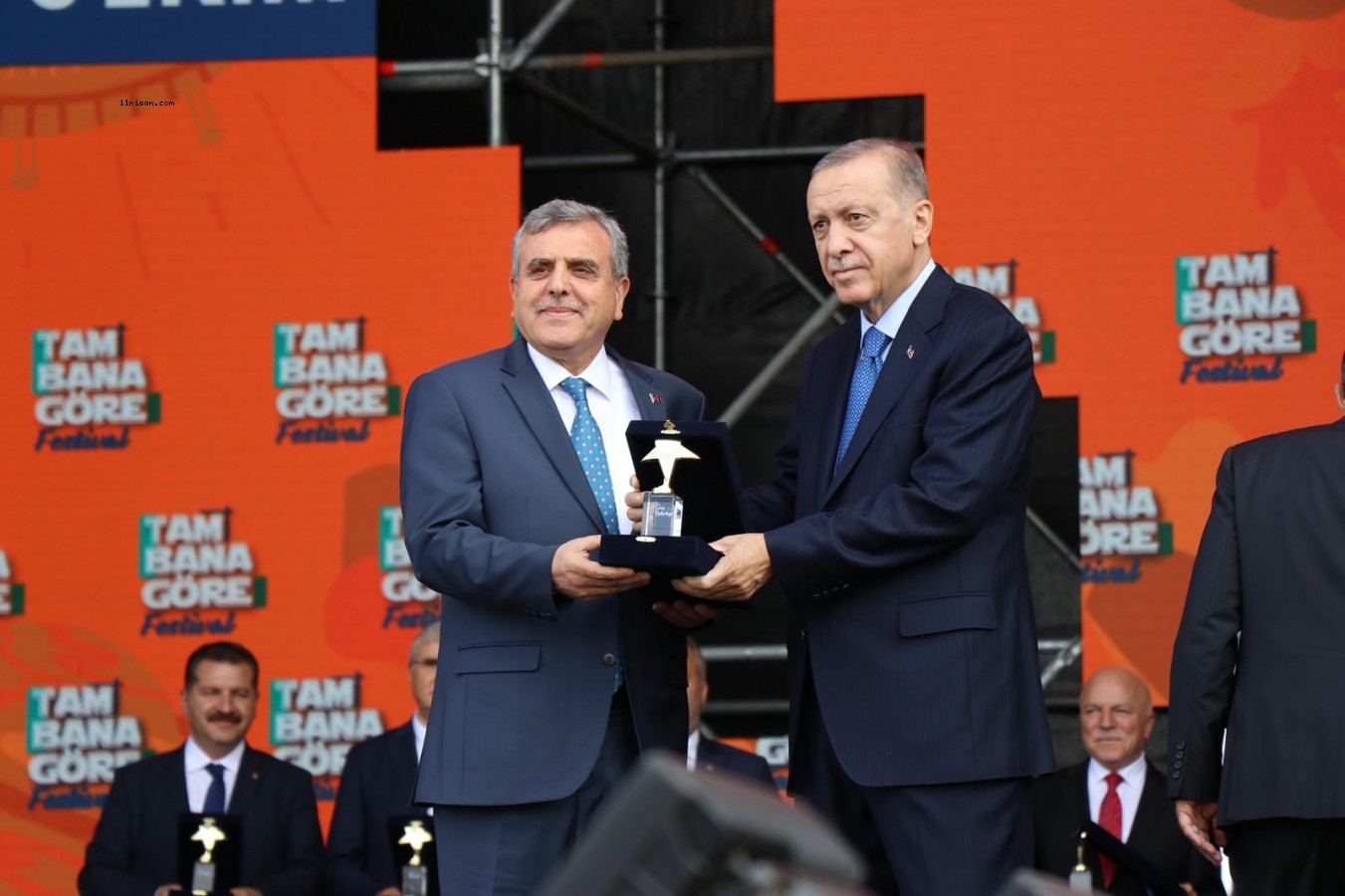 Beyazgül'e Cumhurbaşkanı'nın elinden ödül!