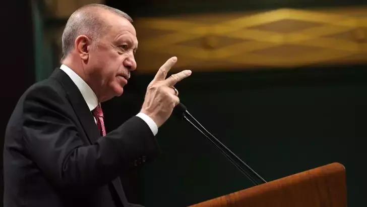 Cumhurbaşkanı Erdoğan'dan, Özgür Özel'e 500 bin TL'lik tazminat davası;