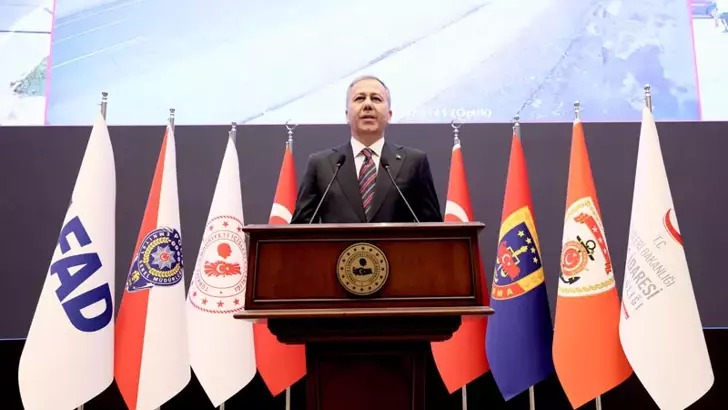 Bayram tatilinde trafik kazalarında 74 vatandaşımız hayatını kaybetti;