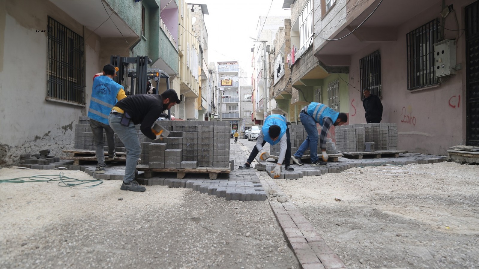 Eyyübiye’de doğal gaz ulaştırılan mahalleler yenileniyor;