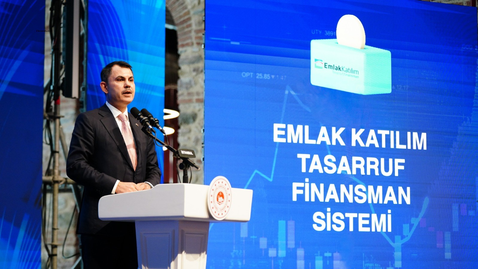 Faizsiz ev ve araç alımında yeni dönem: Bakan Kurum detayları açıkladı