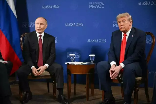 ABD Başkanı Trump: Putin'e karşı sabrım tükeniyor, çok sert bir şekilde harekete geçebiliriz;