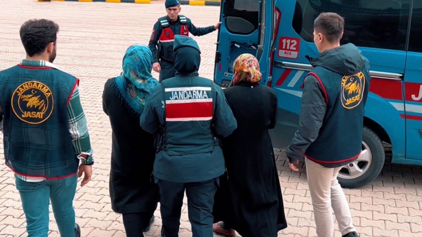Anne ve anneanne 2 günlük bebeği çukura gömmüştü;