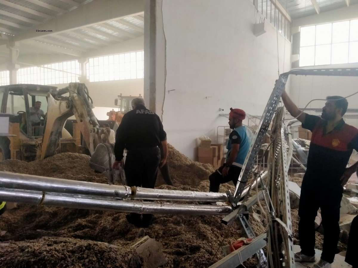 Şanlıurfa OSB'de fabrikada istinat duvarı çöktü! 5 yaralı
