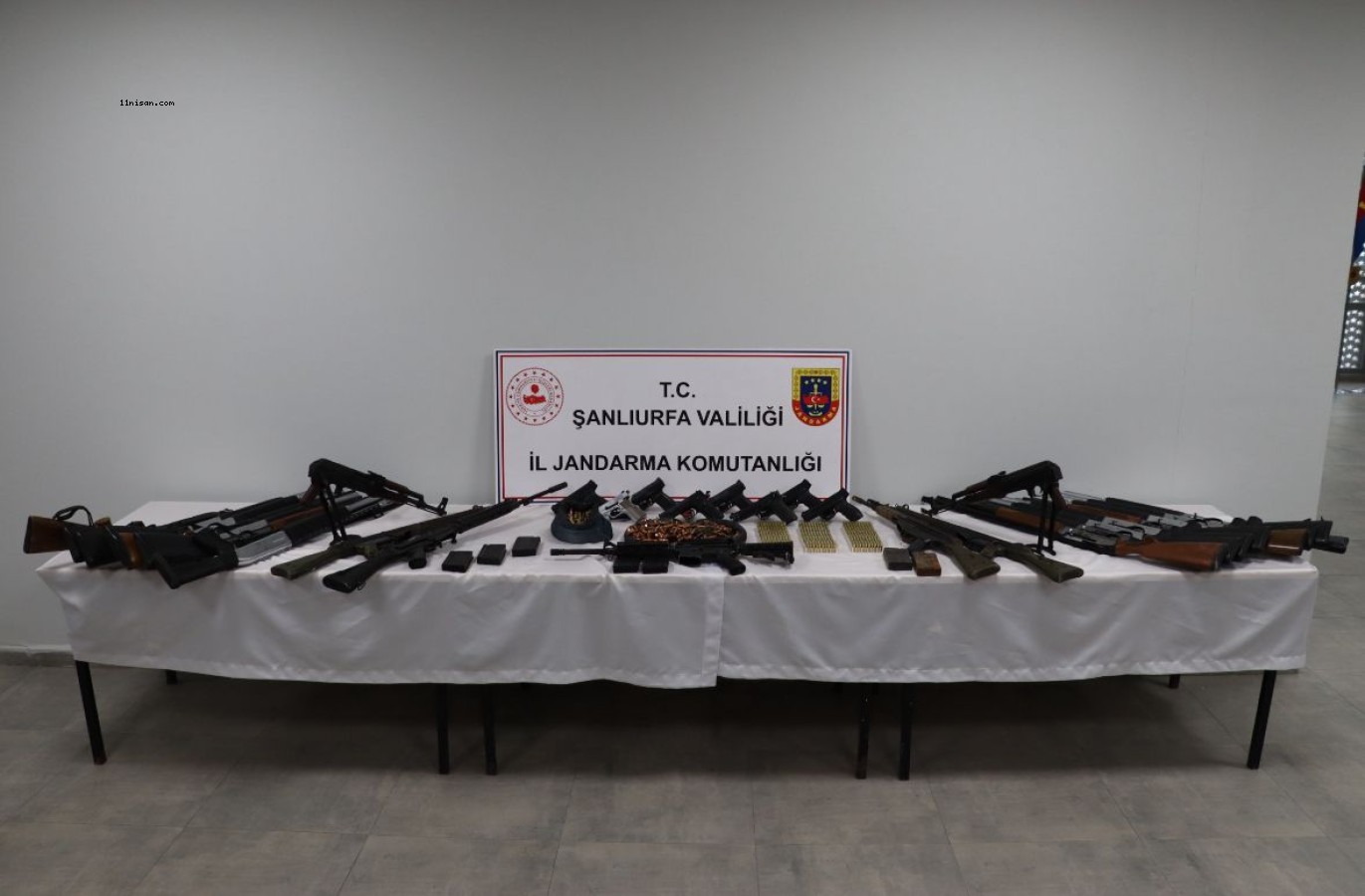 Şanlıurfa’da jandarmadan kaçak silah operasyonu;