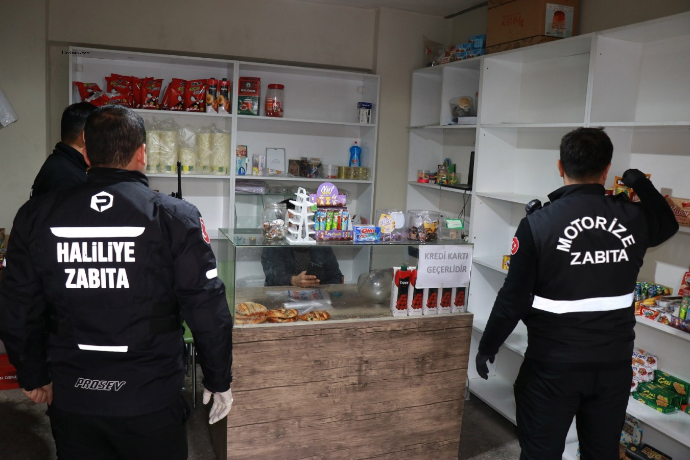 HALİLİYE’DE ÖĞRENCİLERİN SAĞLIĞI İÇİN KANTİN VE MARKETLER DENETLENDİ;