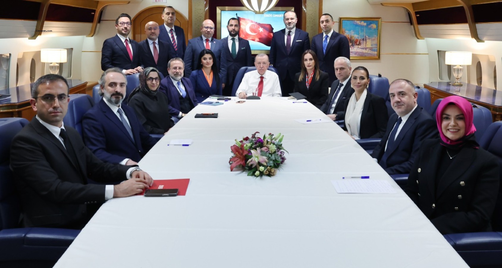 Cumhurbaşkanı Erdoğan: "Trump’tan seçimden önce verdiği vaadi yerine getirmesini bekliyoruz"...;
