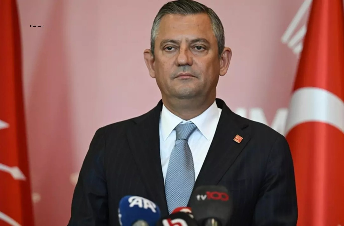 Özel'den çarpıcı iddia! Cumhurbaşkanı Erdoğan'ın sözlerine yanıt verdi: 'Siyasi rakibi olan partileri de kapatacak'...