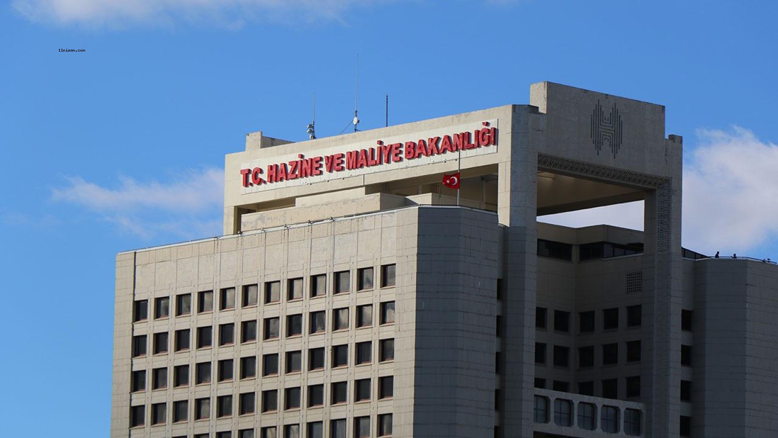 Hazine ve Maliye Bakanlığı personel alacak