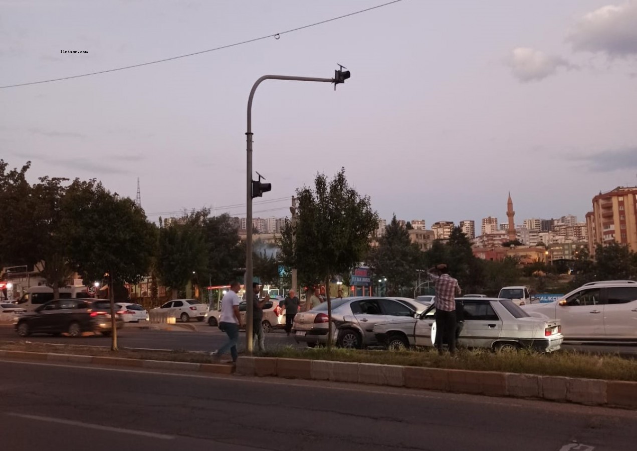 Şanlıurfa'da zincirleme kaza! Trafik alt üst oldu;