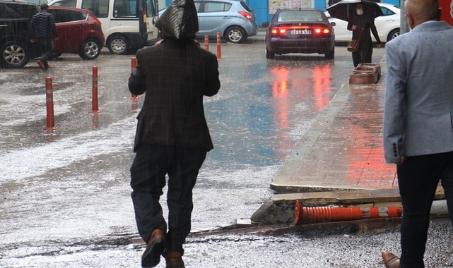 Yağmura karşı poşetli önlem