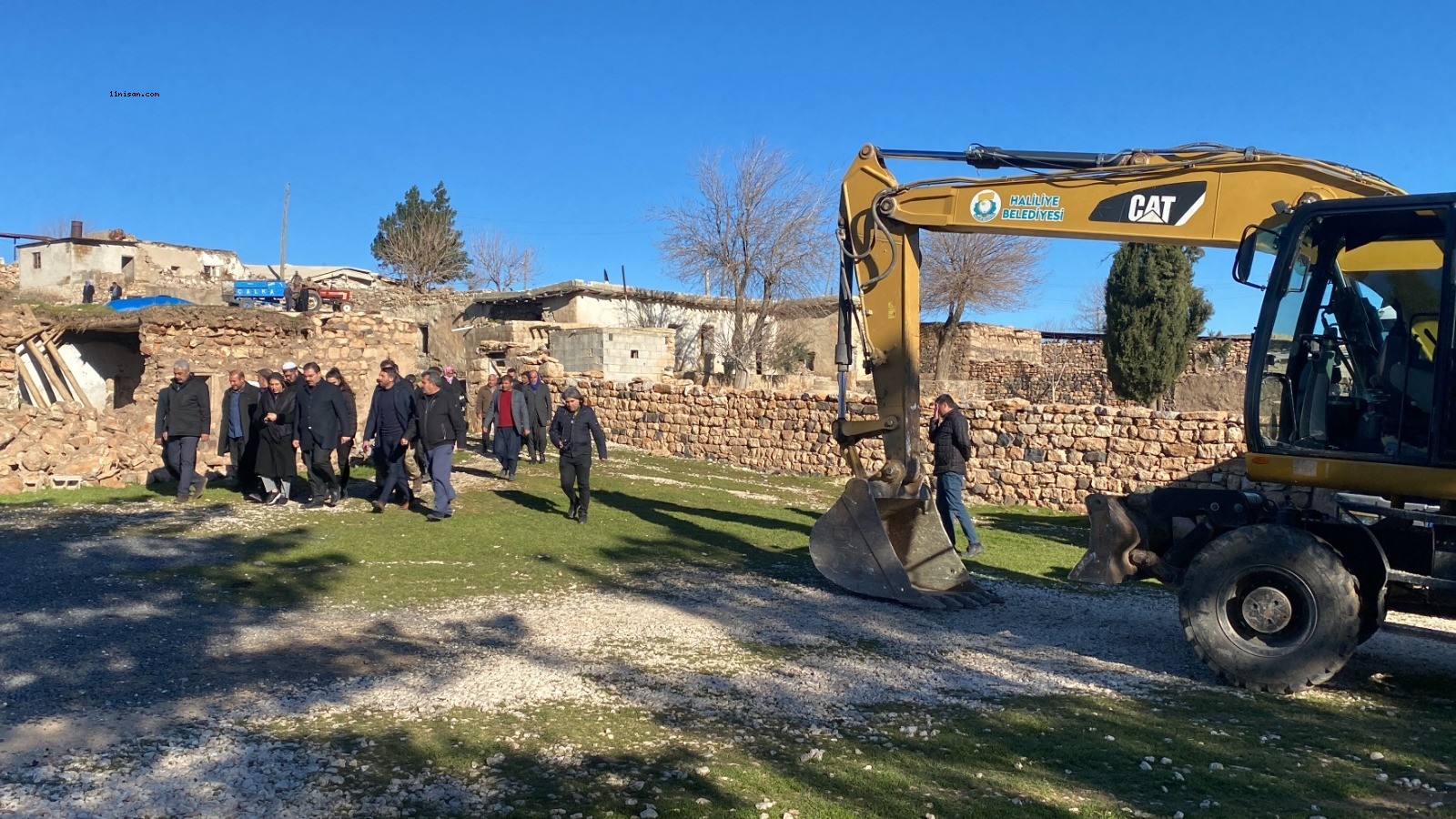 Başkan Canpolat depremden etkilenen kırsal mahalleleri ziyaret etti;