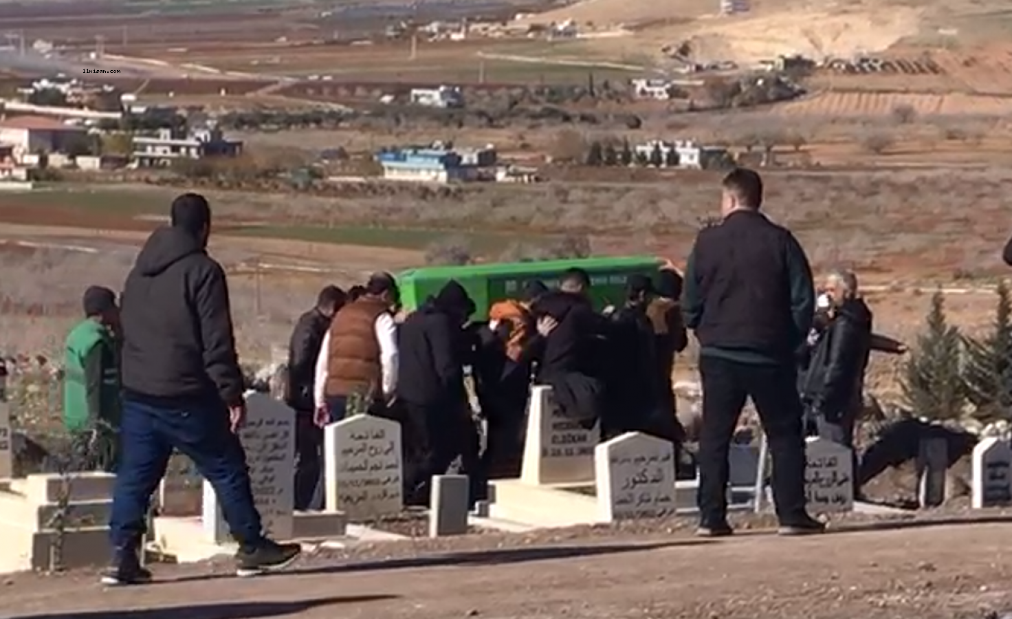 Harran’da feci kazada ölen kaçak göçmenlerin cenazeleri sahiplerine teslim ediliyor;