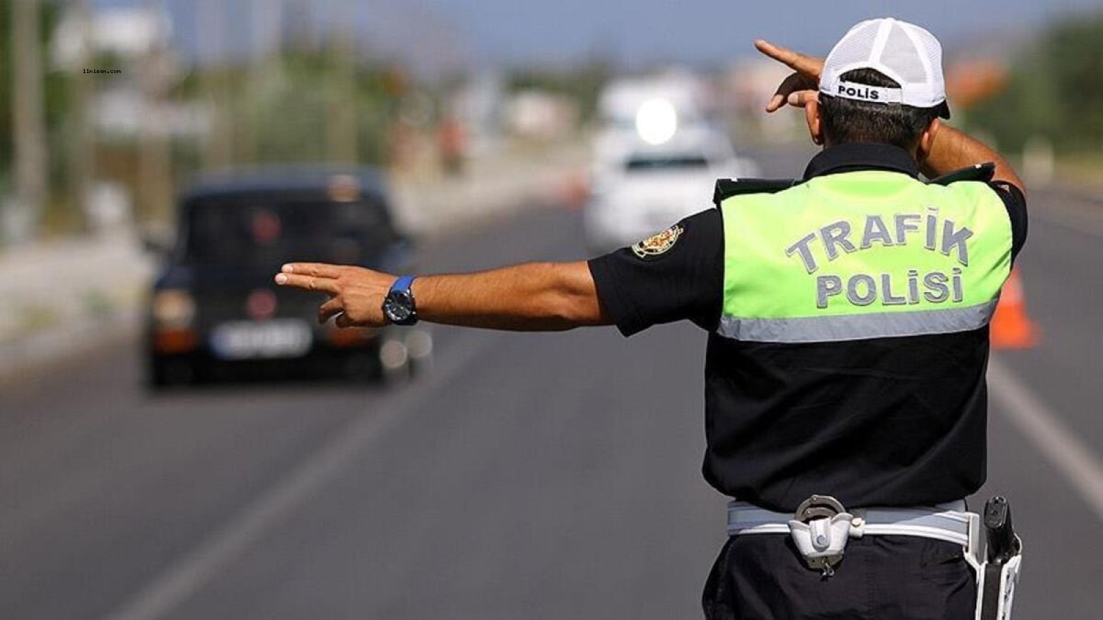 Trafikte taşıt ve yolculara yeni kurallar;