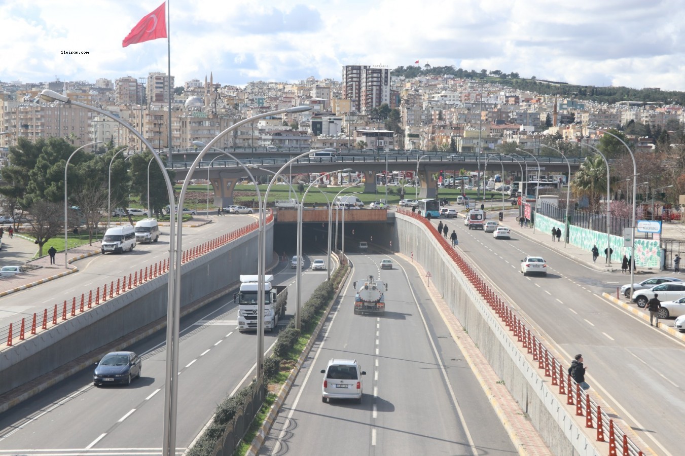 Urfa’da Abide Kavşağı'ndaki alt geçit trafiğe açıldı;