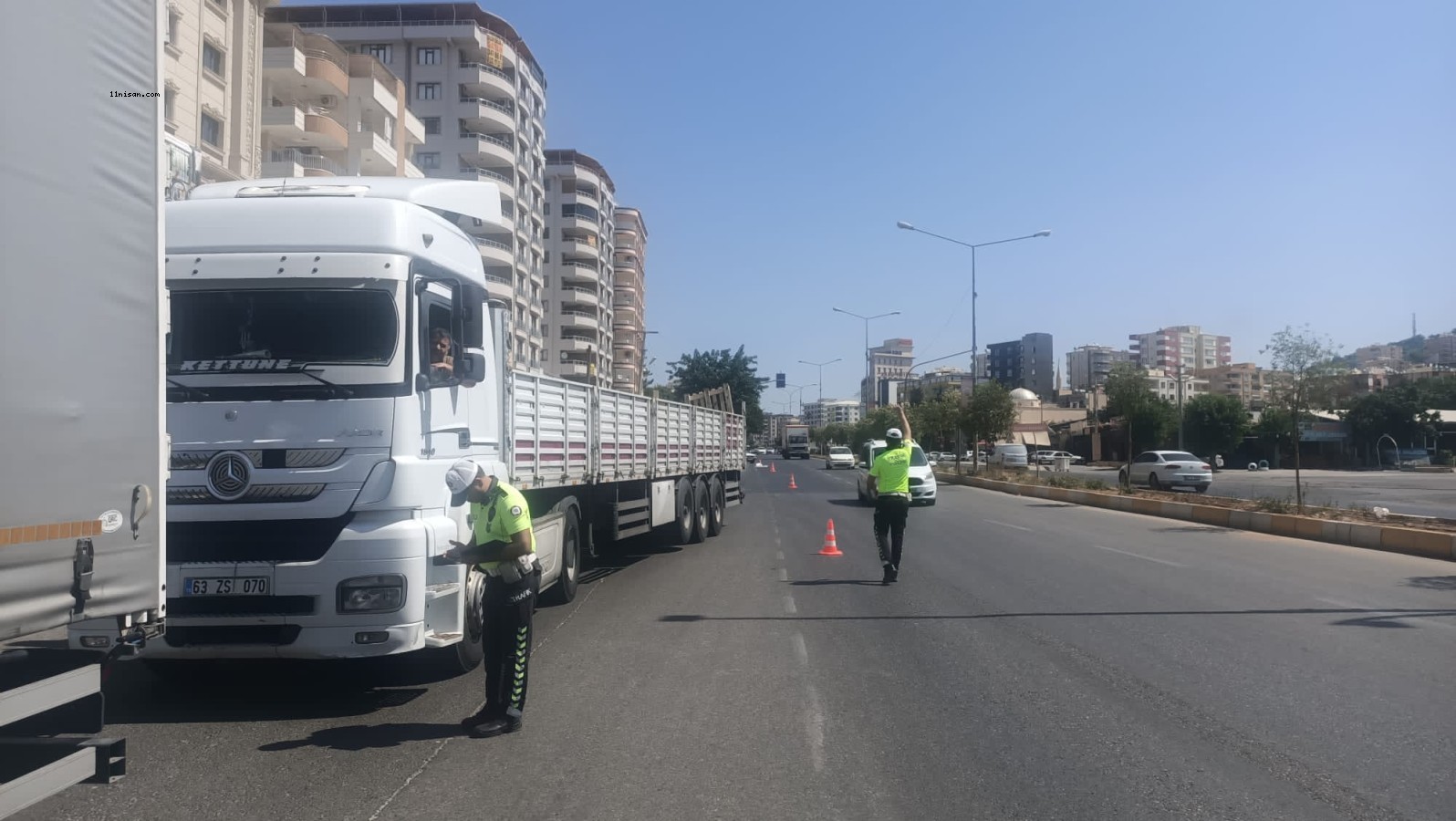 Şanlıurfa'da ağır taşıt araçları denetlendi