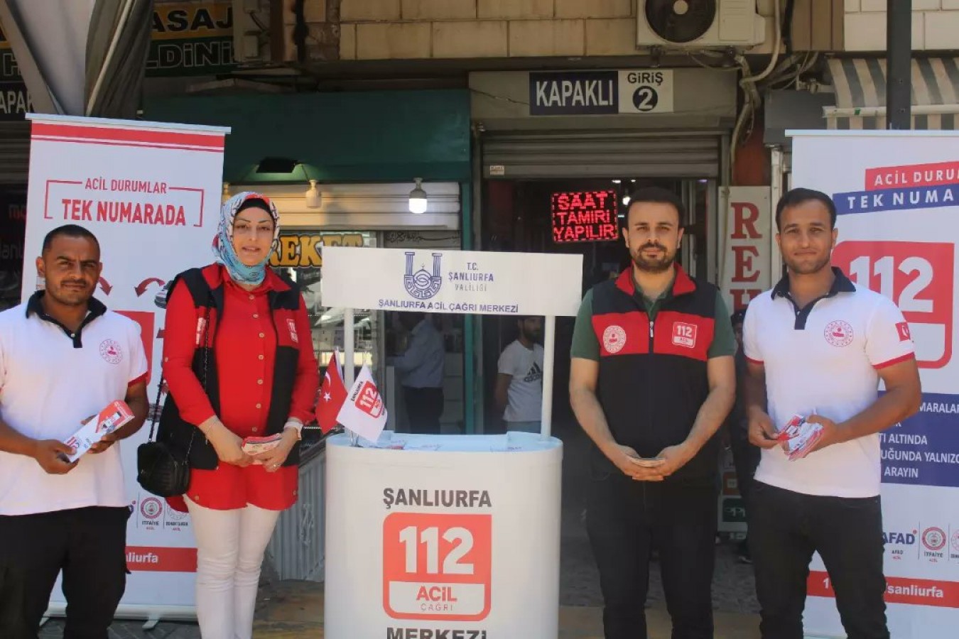 112 Acil Çağrı Merkezi personelleri, stant kurup bilgilendirme yaptılar;