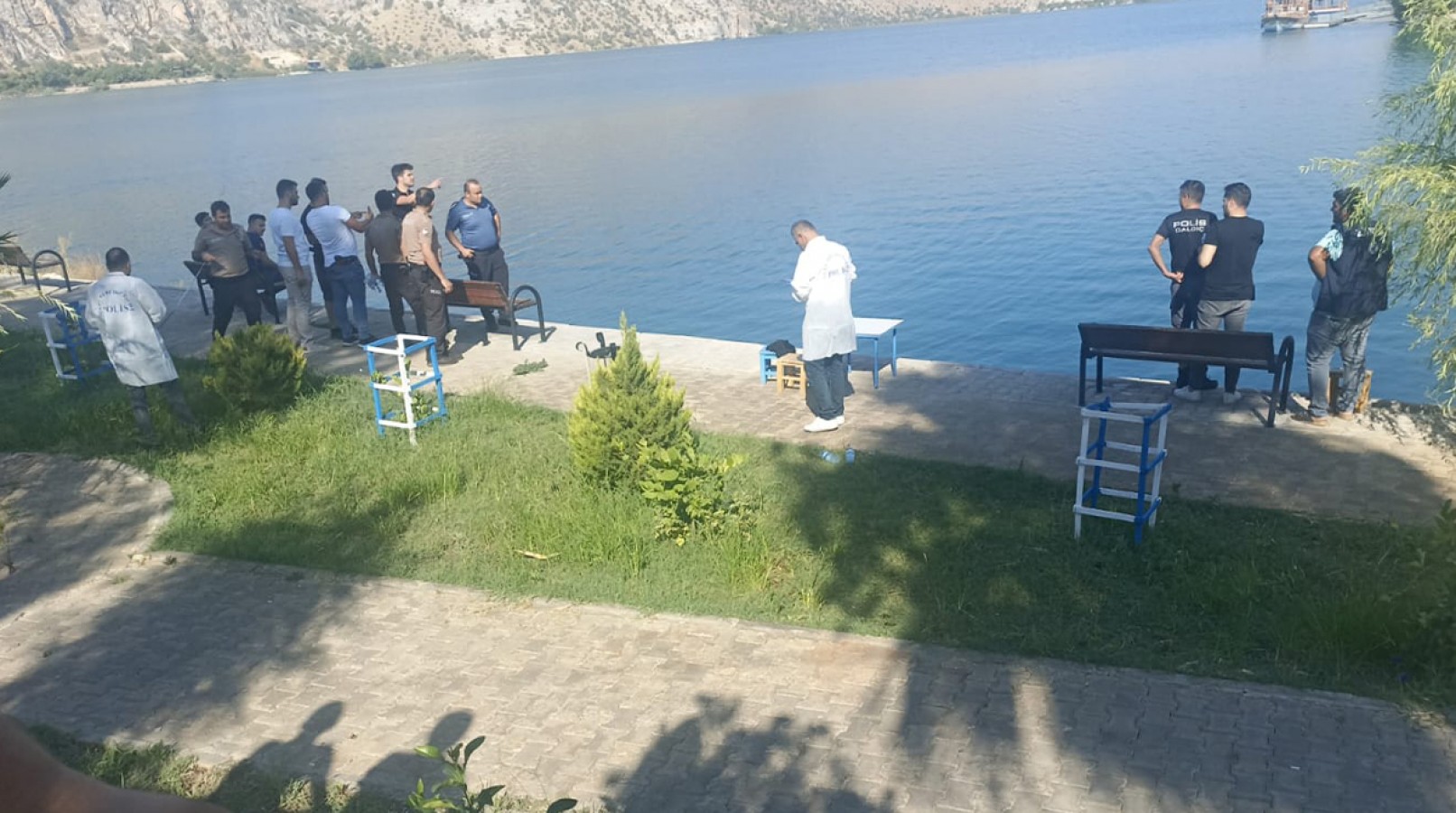 Fırat Nehri'ne giren genç boğuldu!;