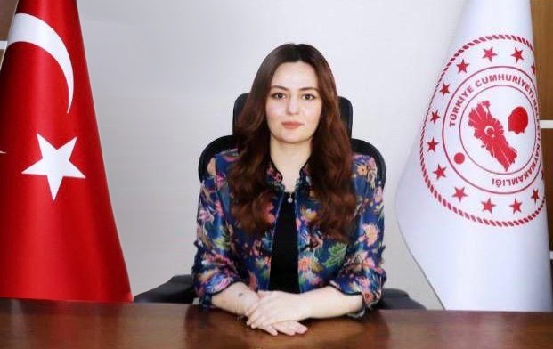 Halfeti'nin kadın kaymakamı veda etti;