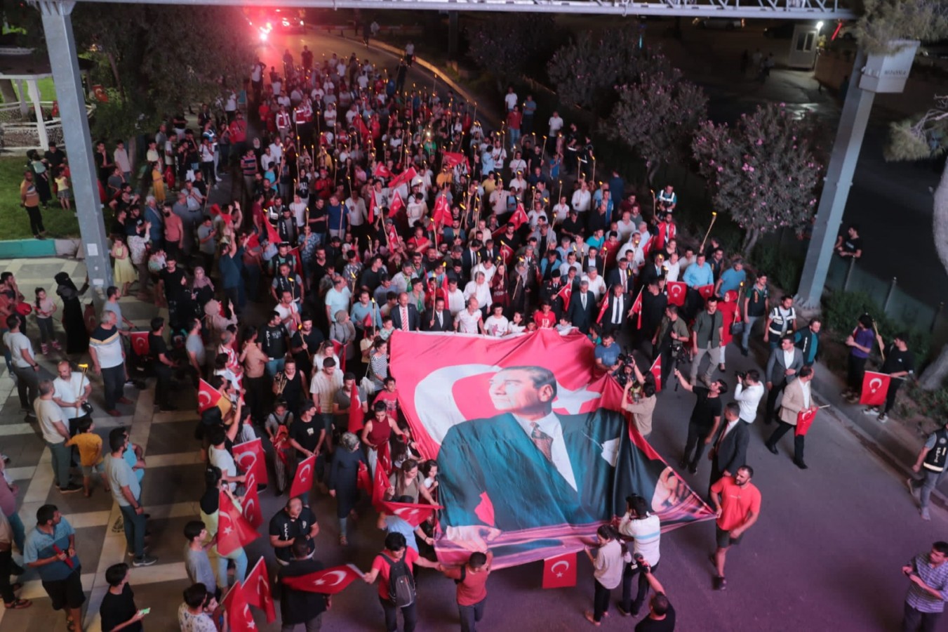 Urfa’da Fener Alayı coşkusu;