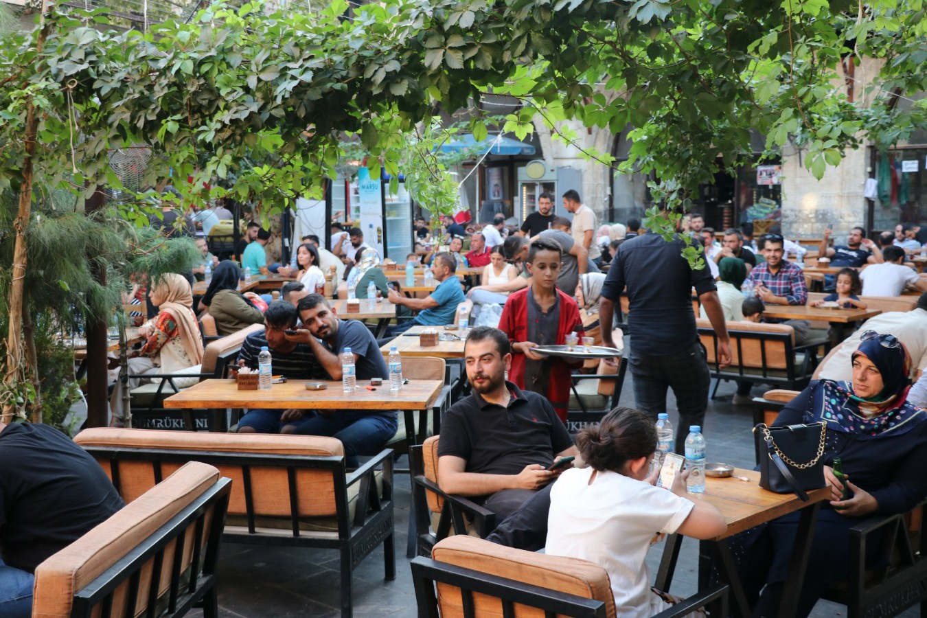 Tarihi Gümrük Han’da türküler yankılandı;