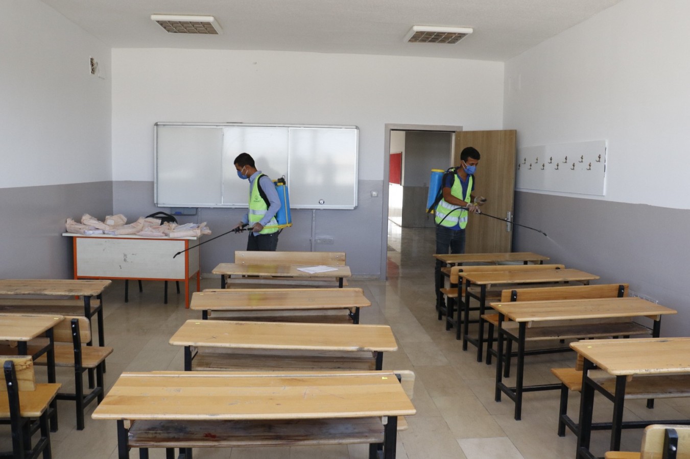 Akçakale’de okullarda hijyen seferberliği;