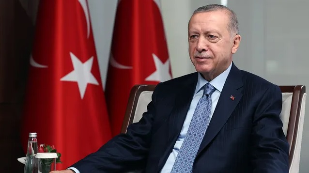Cumhurbaşkanı Erdoğan: Enflasyon aşılamaz bir ekonomik tehlike değil, ben ekonomistim;