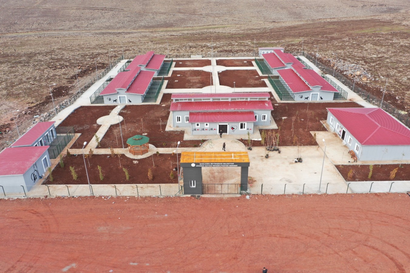 Urfa’da sokak hayvanları için modern tesis;