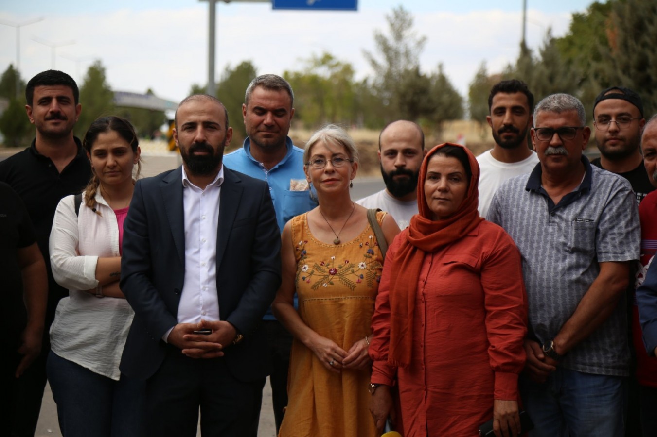 Urfa'daki konseri iptal olan İlkay Akkaya: Şimdi olmazsa sonra...;