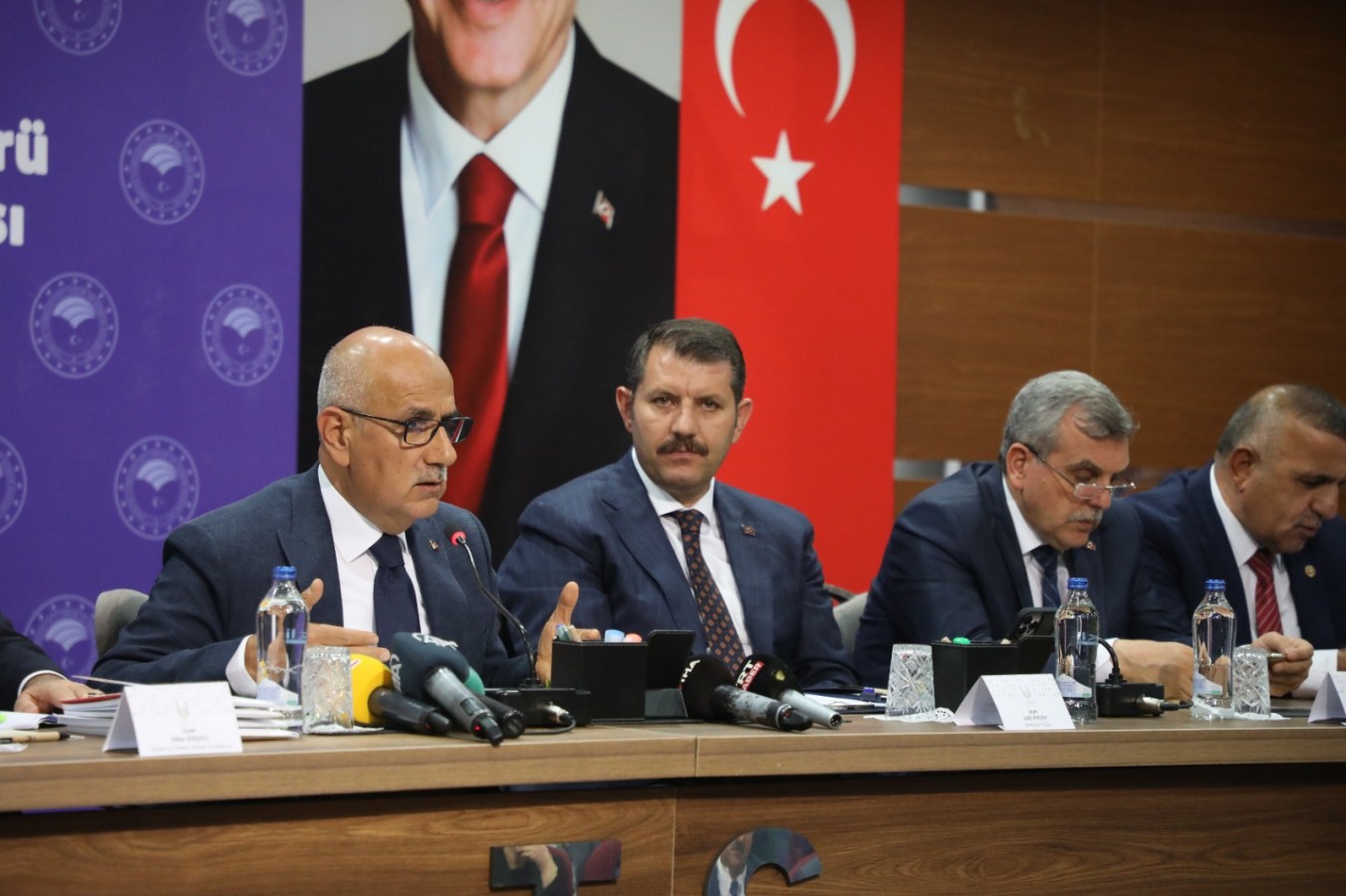Bakan Kirişçi: Urfa'ya yakışmıyor!;
